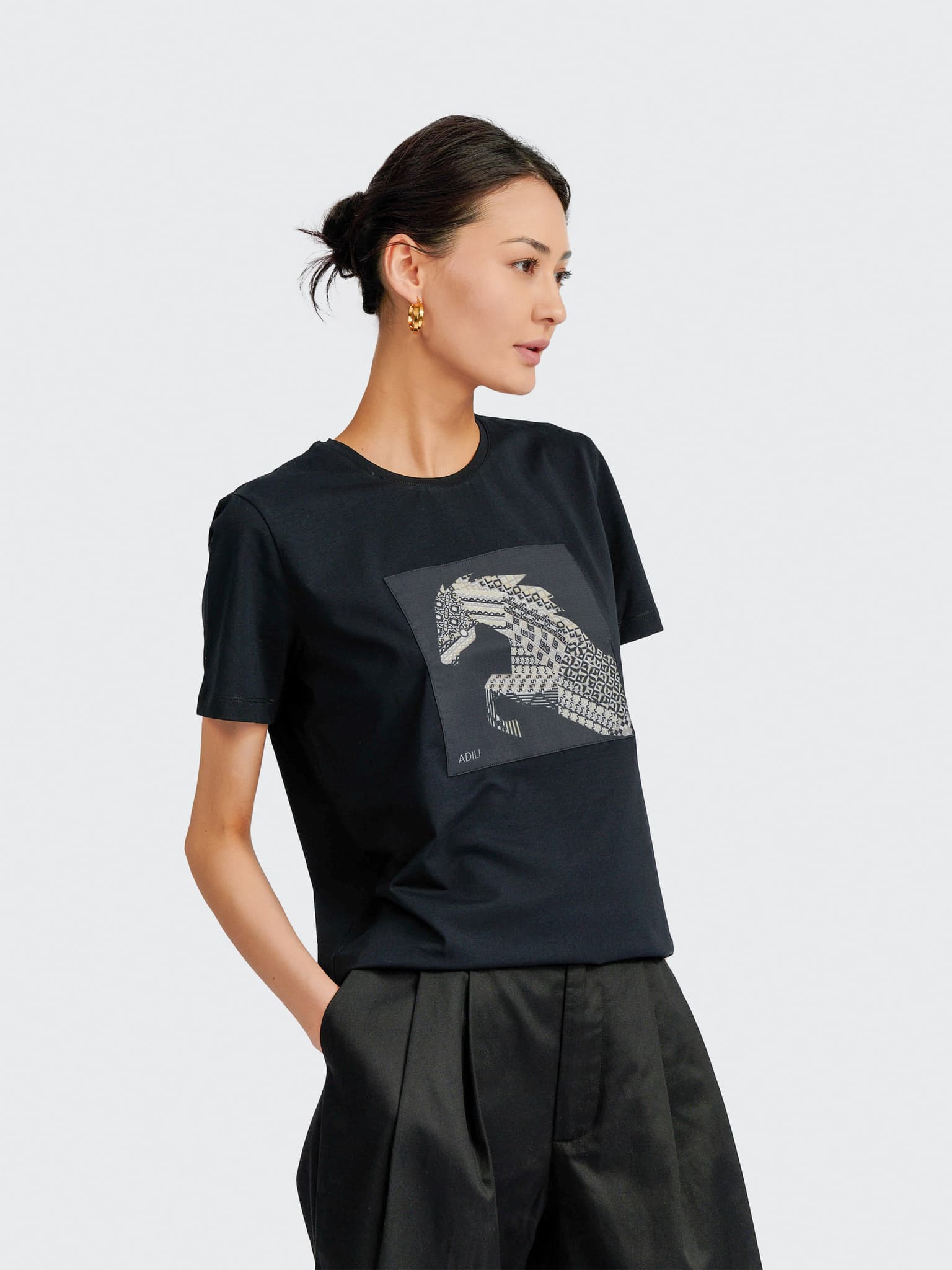 Футболка "Тұлпар" 90-04, черная