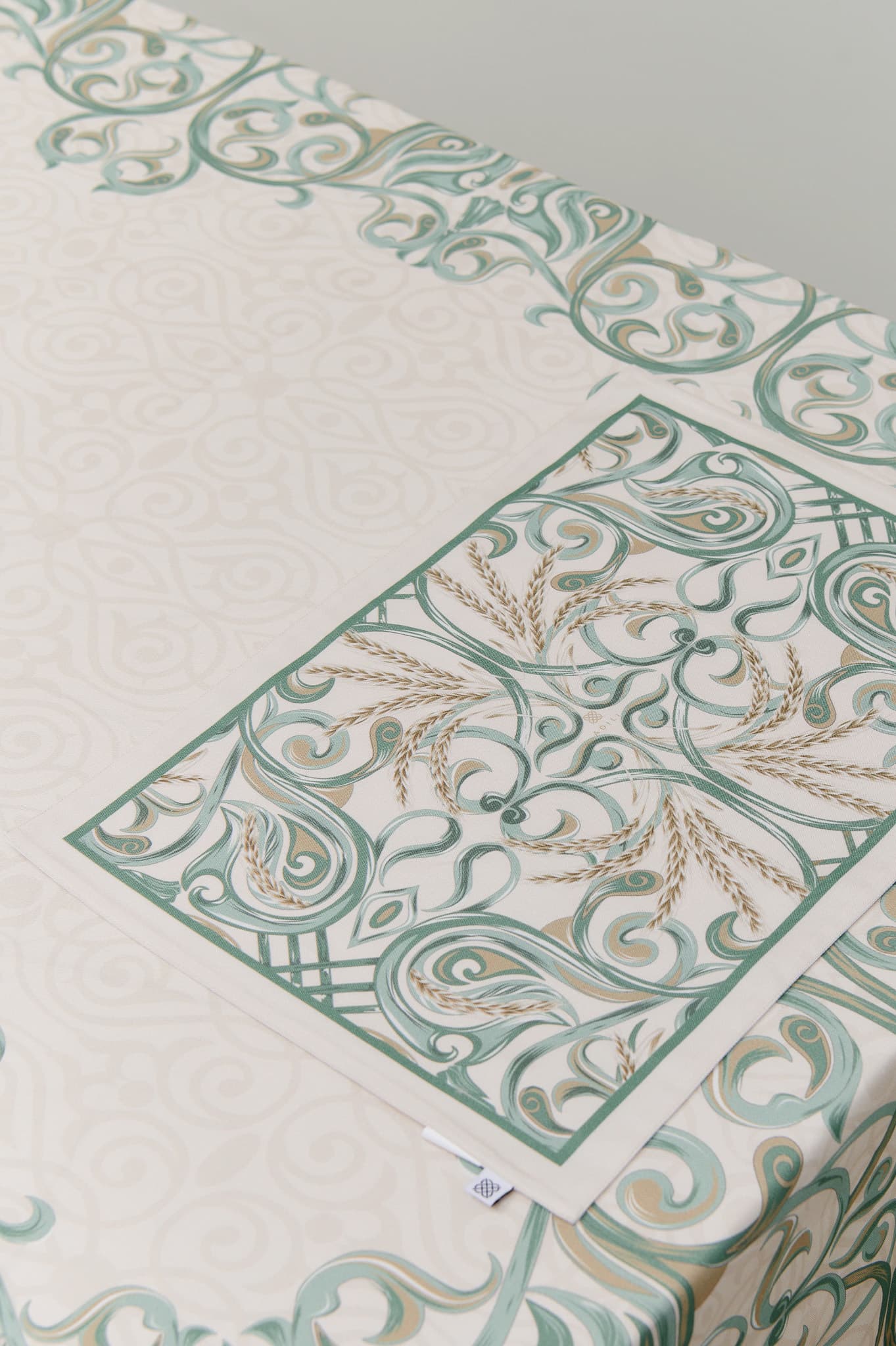 Подтарельник, 35х50см