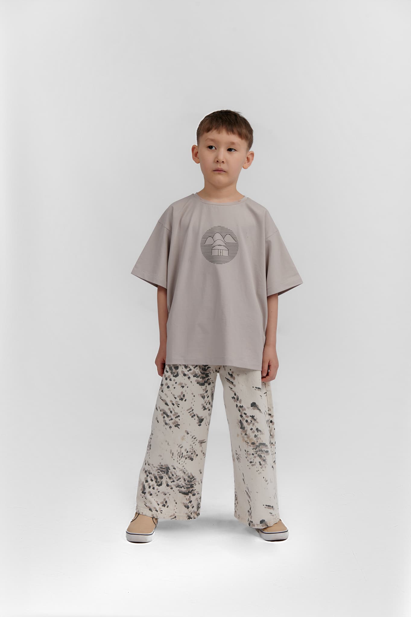 Детская футболка "Киіз үй - Юрта" серая 474-02